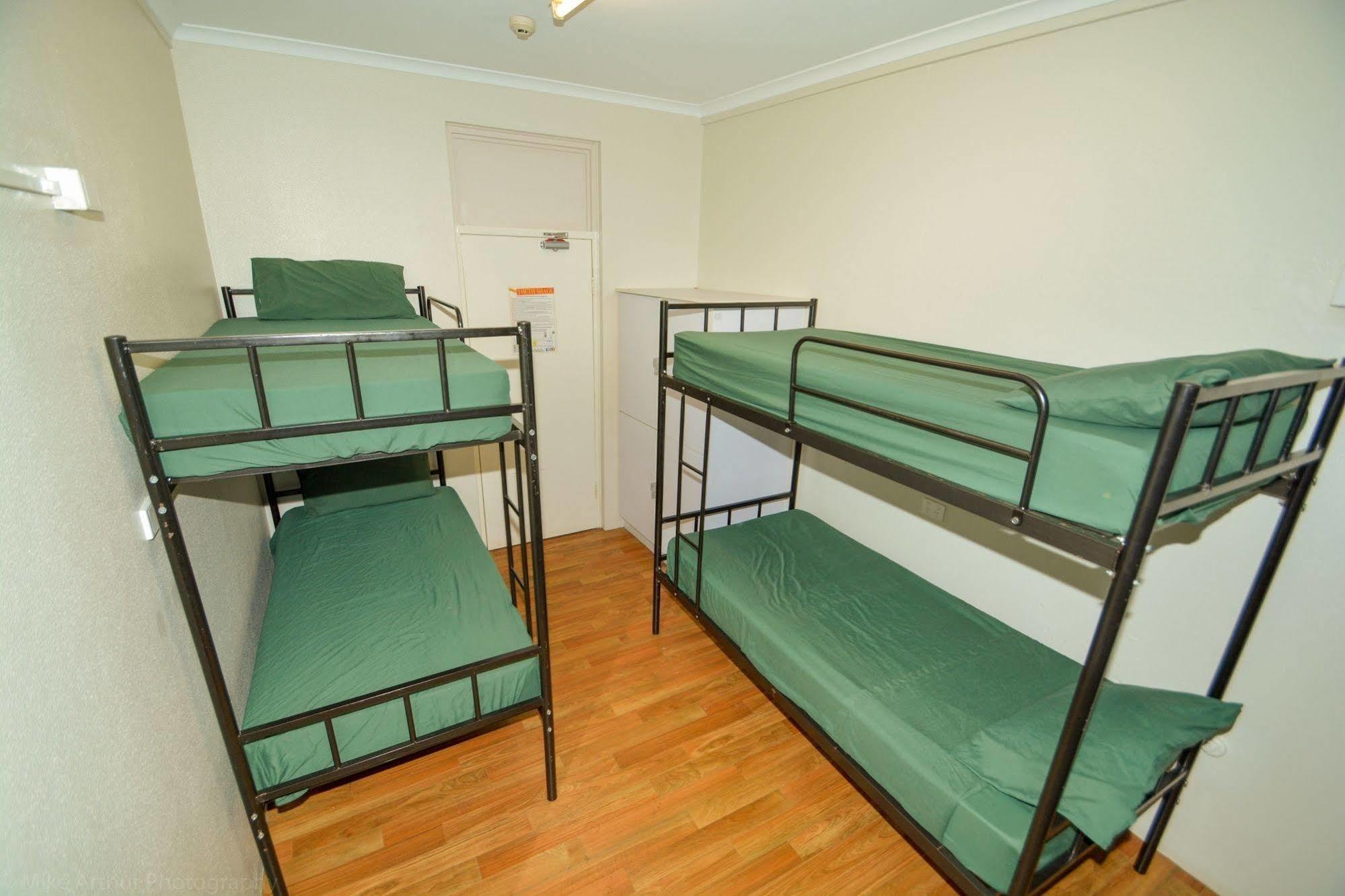 Chillis Backpackers Darwin Exterior foto